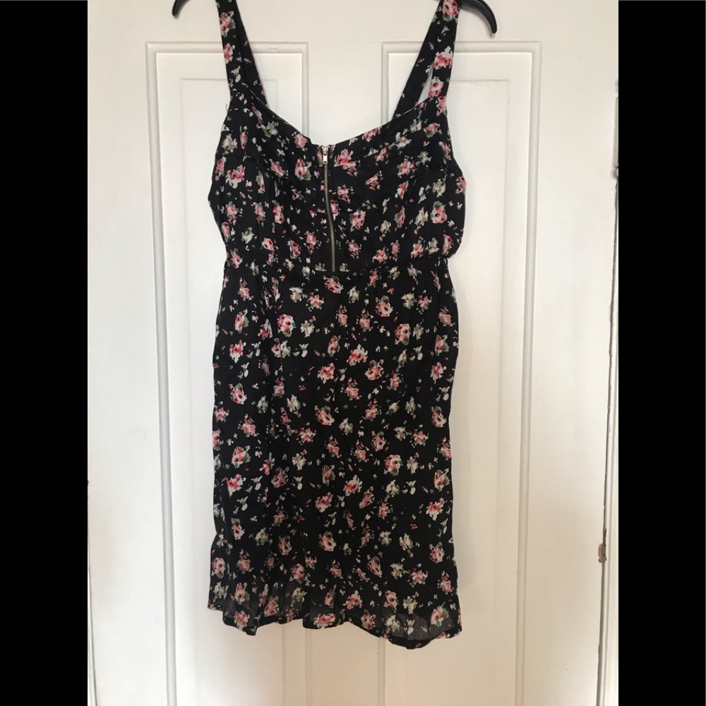 Cute flirty Summer Dress with Roses